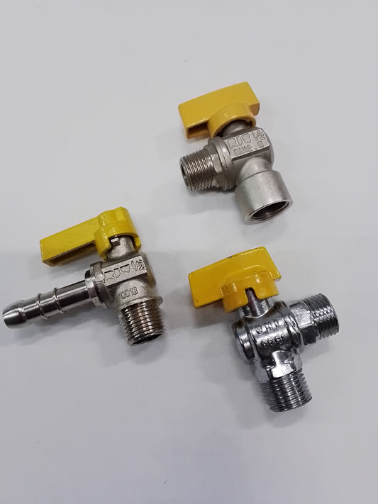 Intermediate passage ball valve, angled