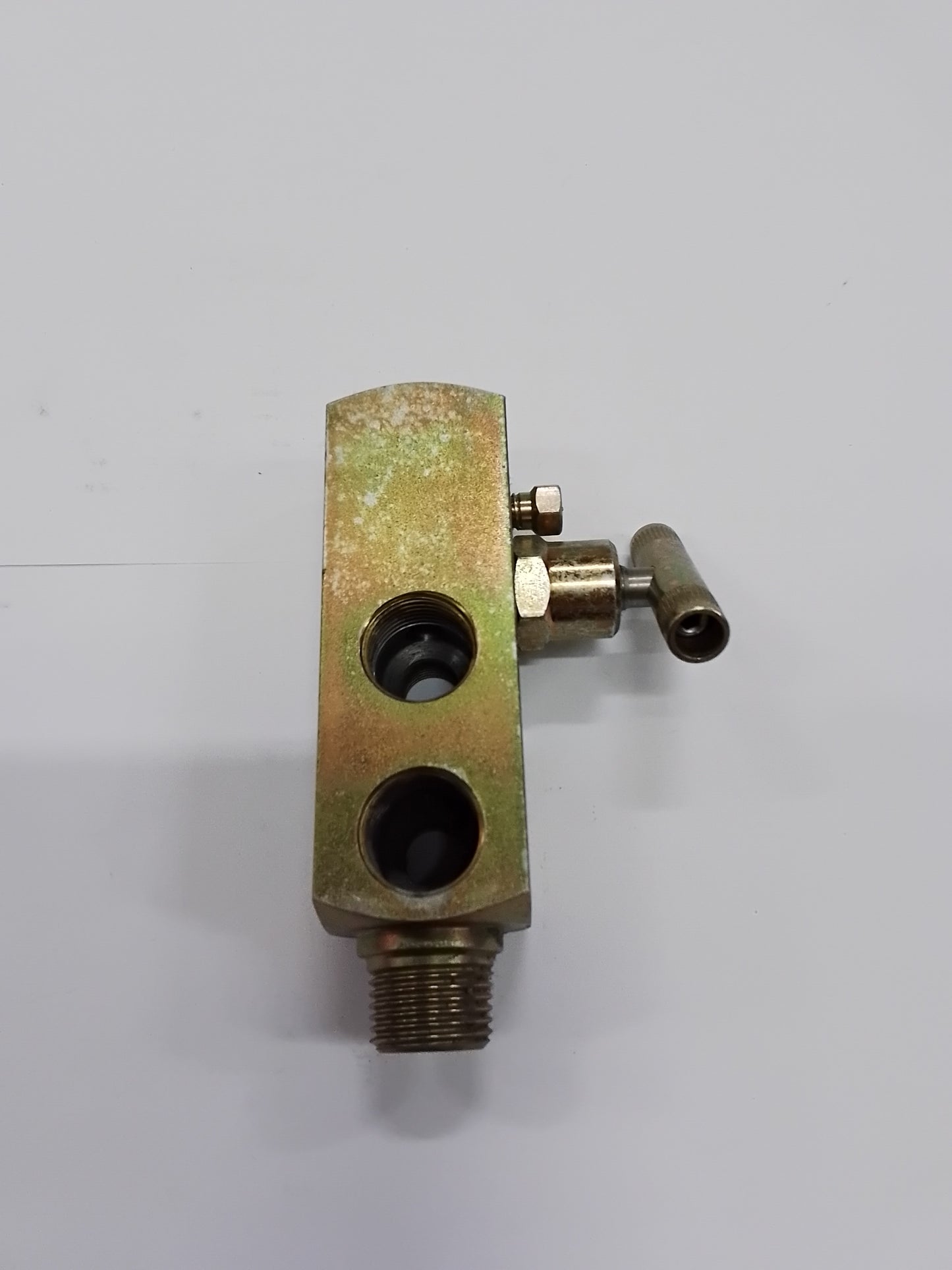 COLUMNS FOR IMPULSE SOCKETS WITH/WITHOUT NEEDLE VALVE