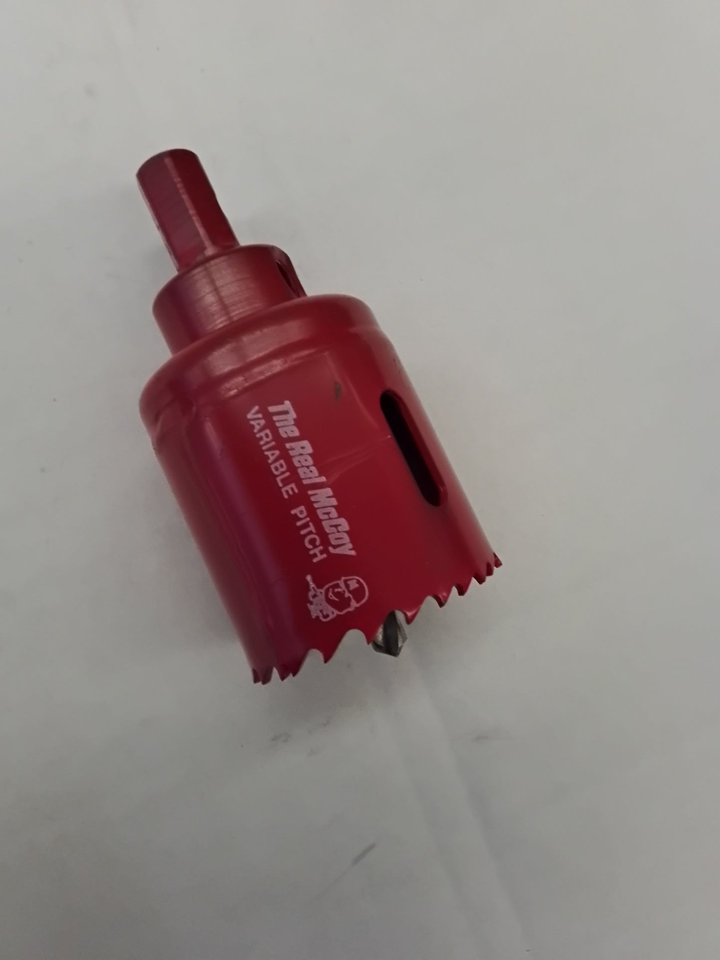BI-METAL HOLE SAWS WITH INTEGRATED SHAFT