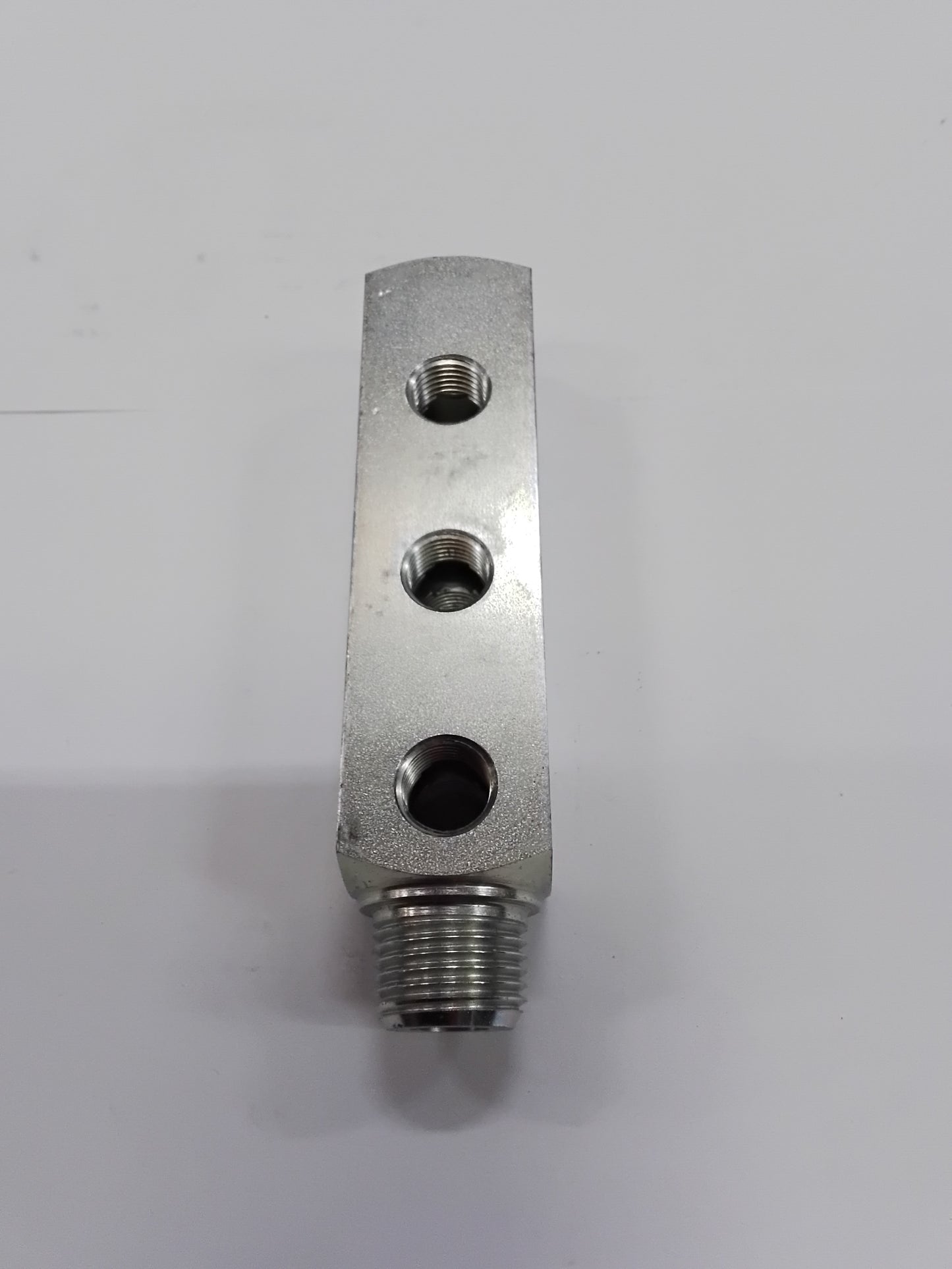COLUMNS FOR IMPULSE SOCKETS WITH/WITHOUT NEEDLE VALVE