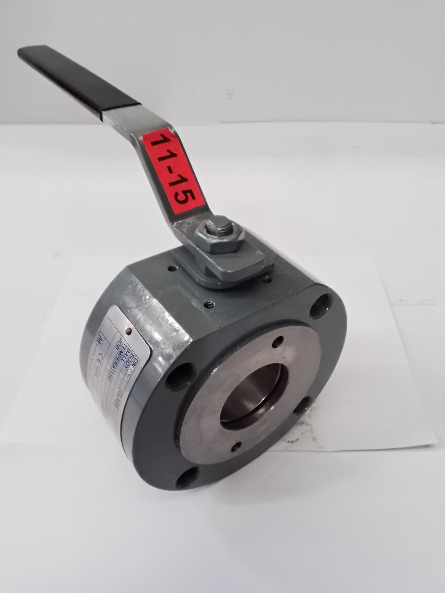 WAFER TYPE BALL VALVE